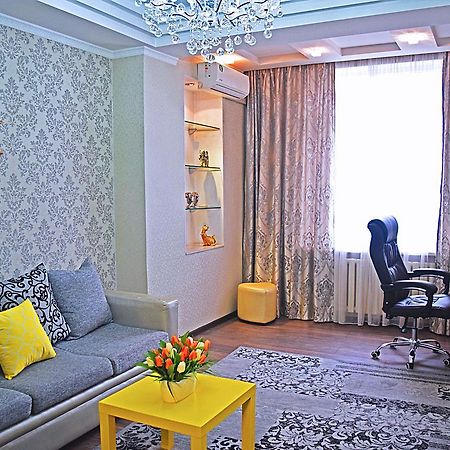 Cozyart Apartment Bișkek Exterior foto